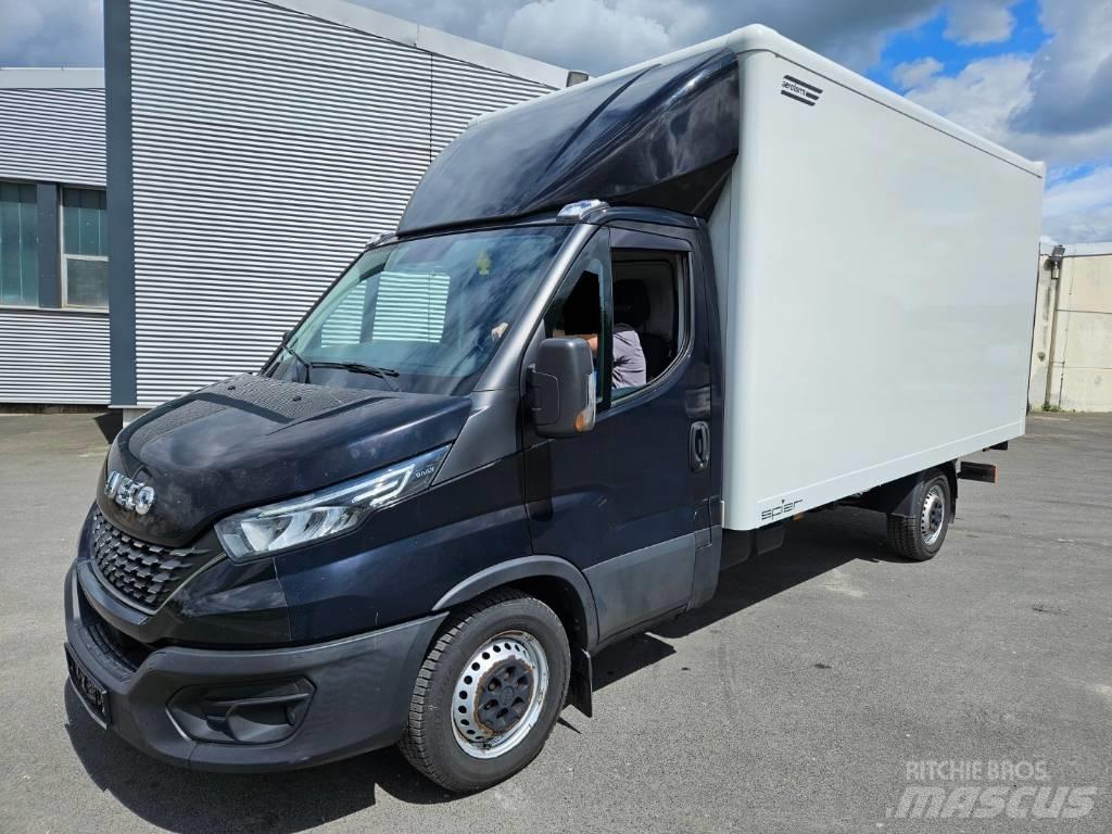 Iveco 35 S 18 Sanduk kombiji