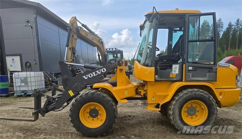 Volvo L30G Utovarivači na kotačima