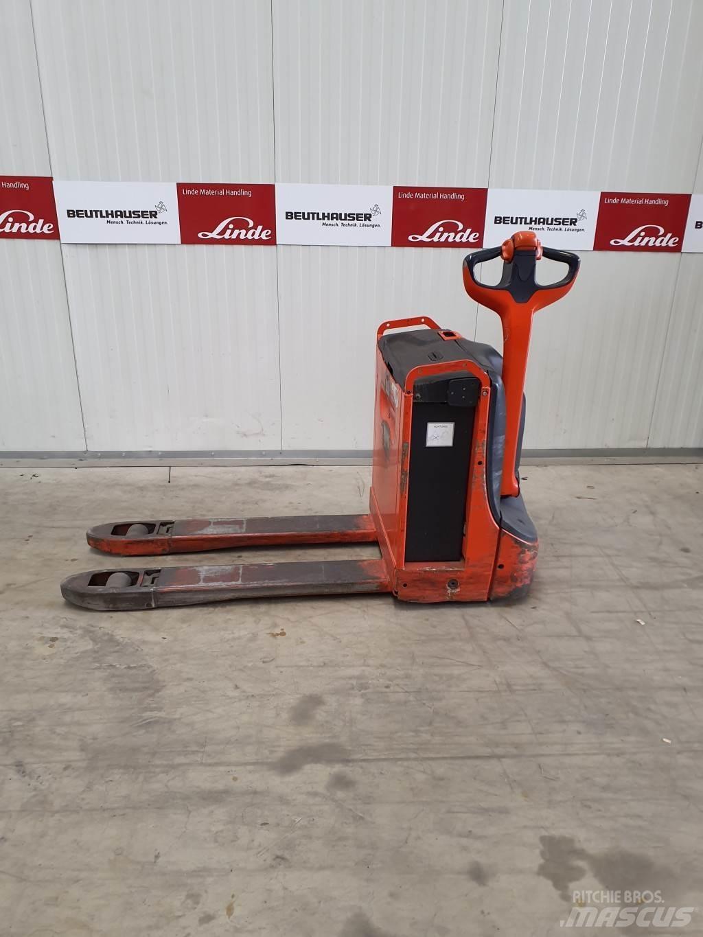 Linde T16 Nisko podizni električni viličar