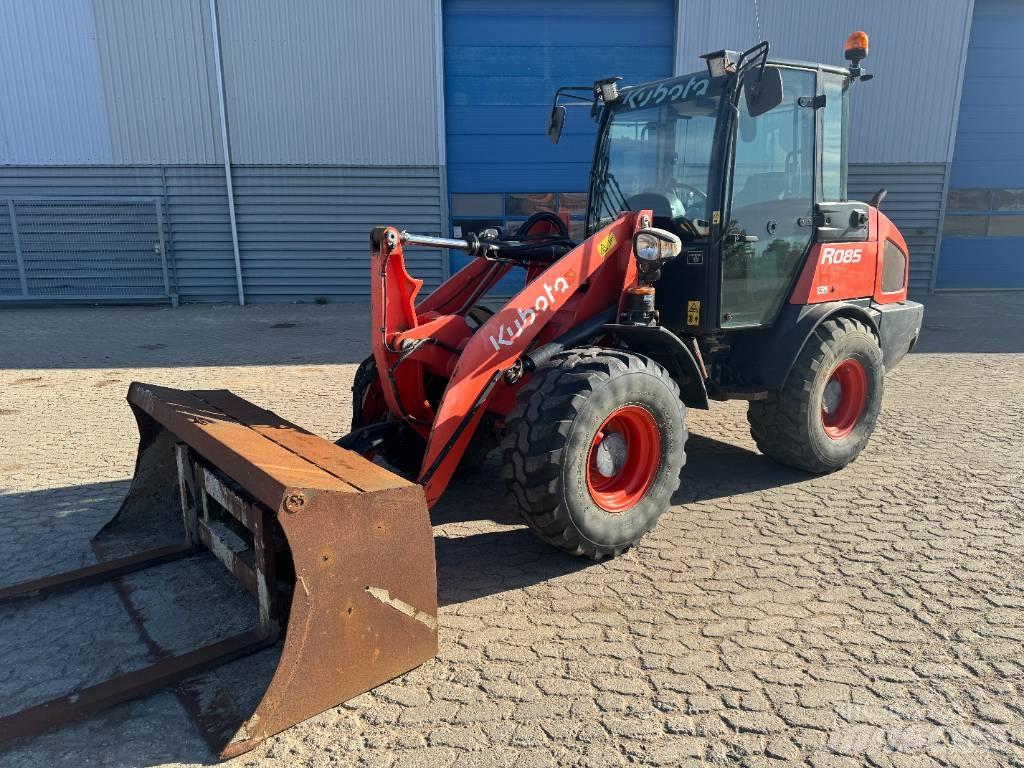 Kubota R085 Utovarivači na kotačima
