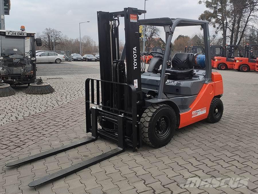 Toyota 02-8FGF20 Plinski viličari