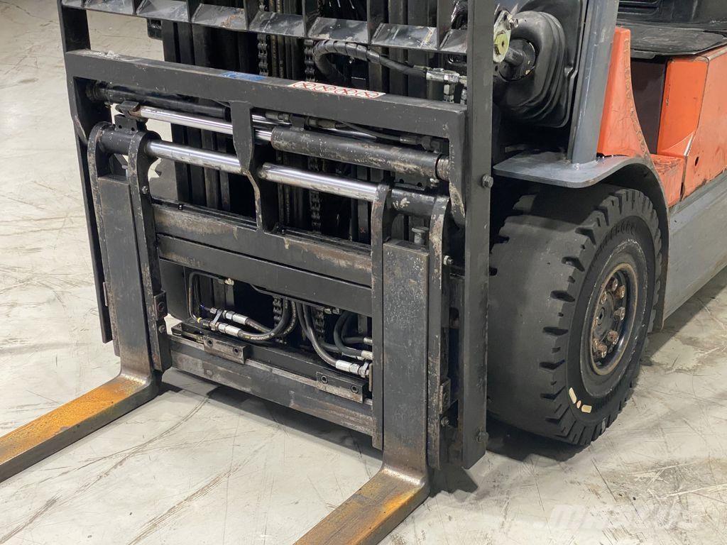 Toyota 7FBMF25 Električni viličari