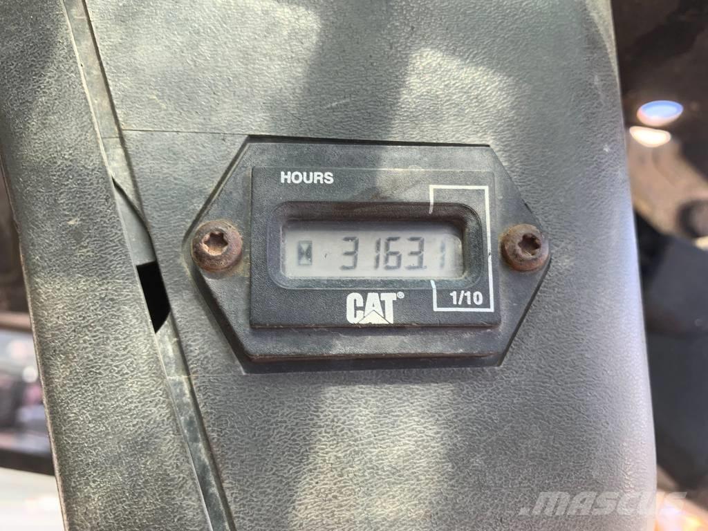 CAT 277 Skid steer mini utovarivači