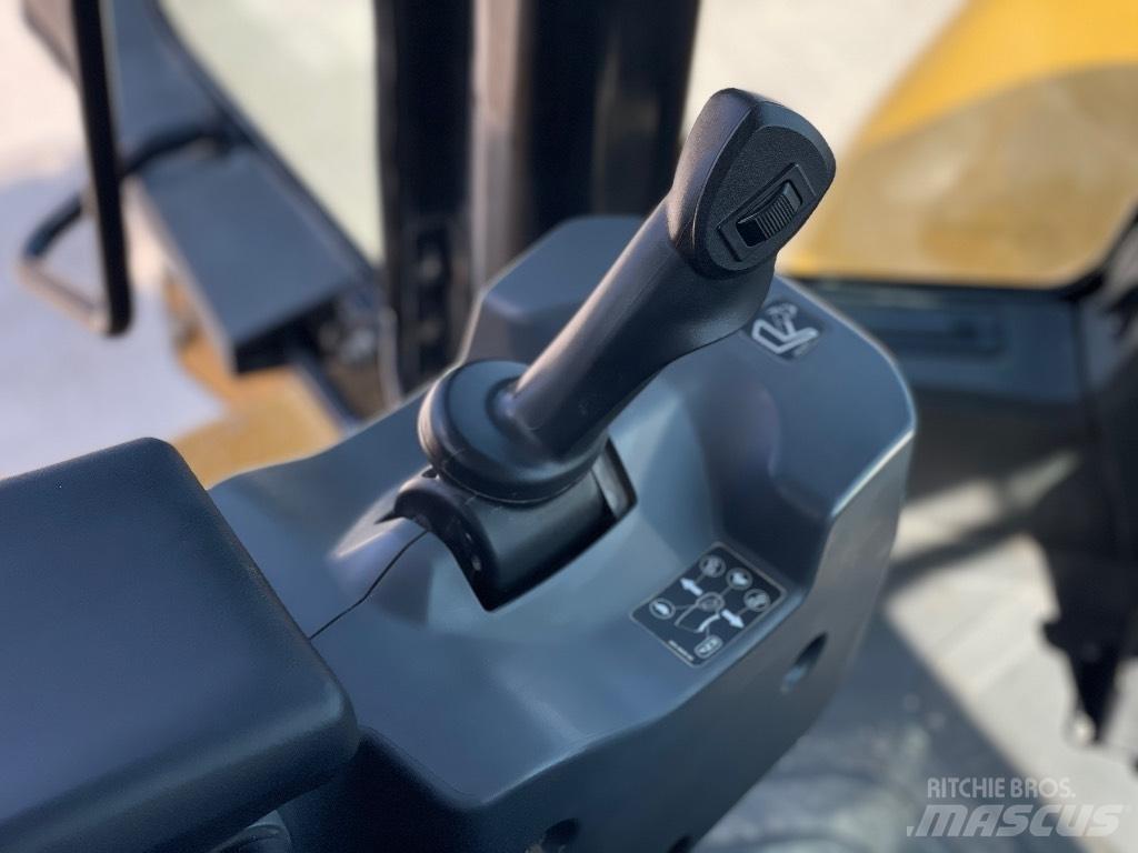 CAT 966M XE Utovarivači na kotačima