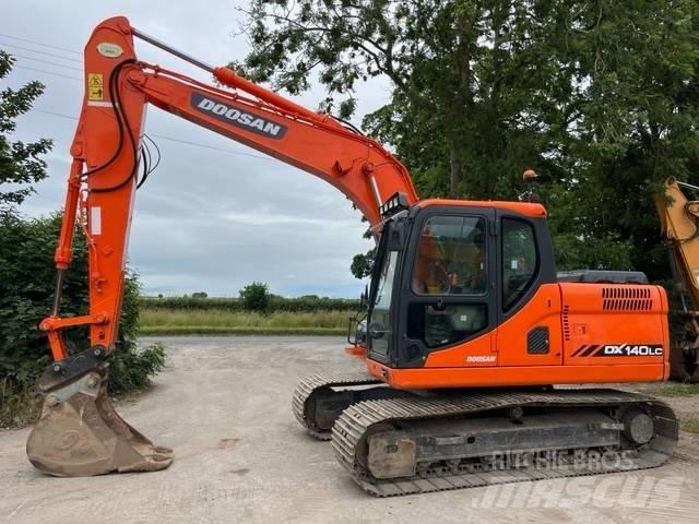 Doosan DX 140 LC Bageri gusjeničari