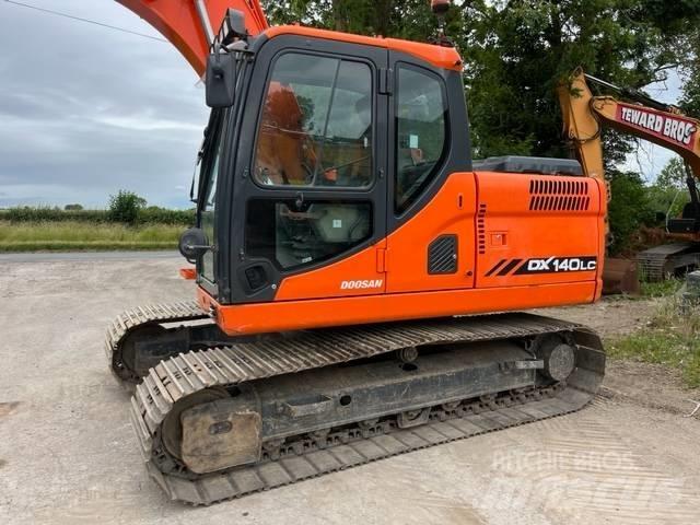 Doosan DX 140 LC Bageri gusjeničari