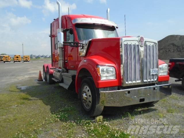 Kenworth W 990 Traktorske jedinice