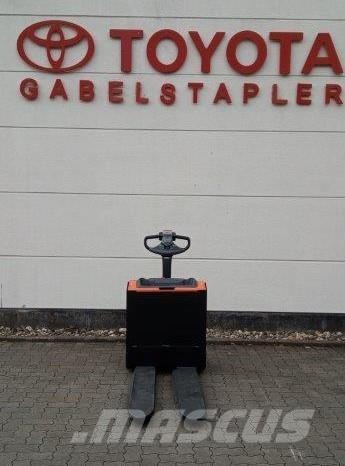 Toyota LWE 200 Ručni električni viličar