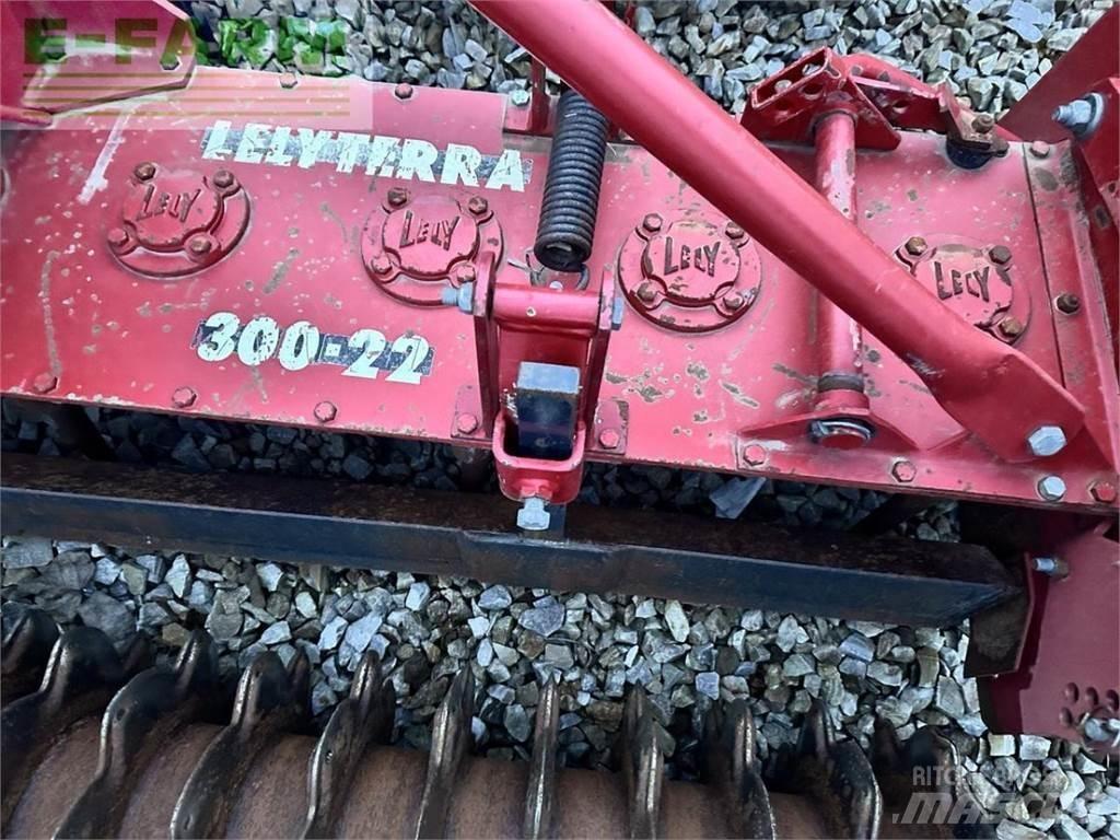 Lely terra 300-22 Tanjurače