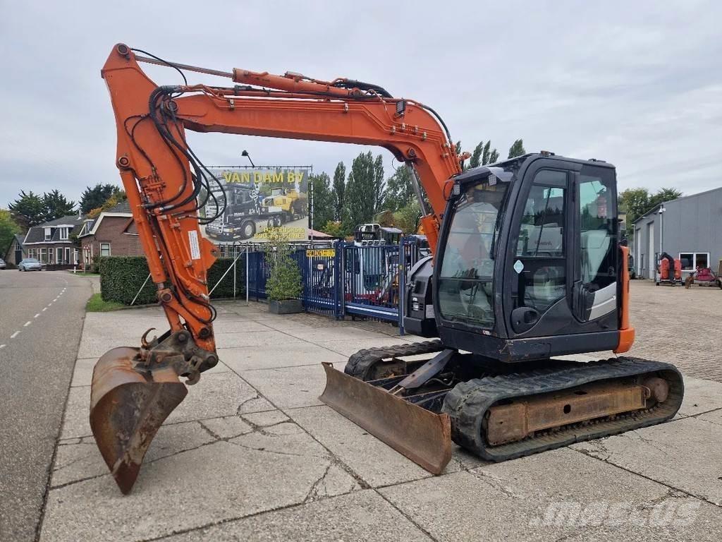 Hitachi ZX85US-5A Midi bageri 7t – 12t