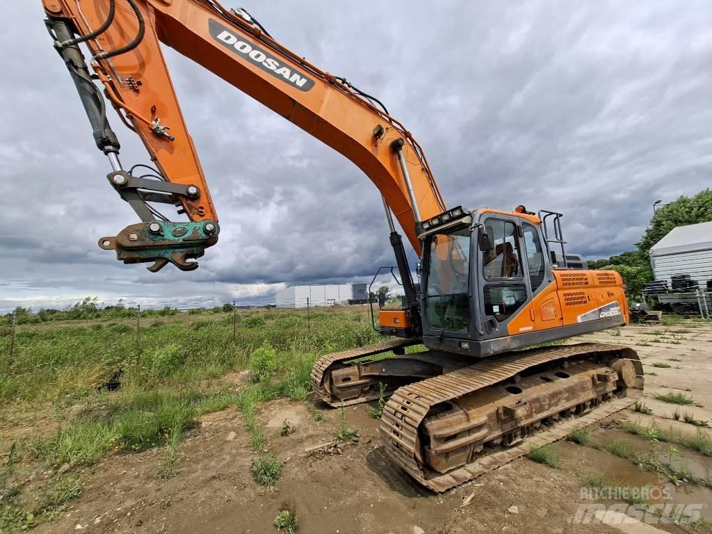Doosan DX 300 LC-5 Bageri gusjeničari