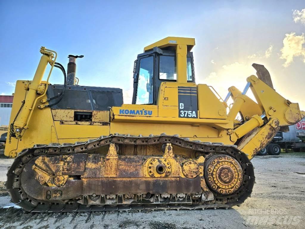 Komatsu D 375 A-1 Buldožeri gusjeničari