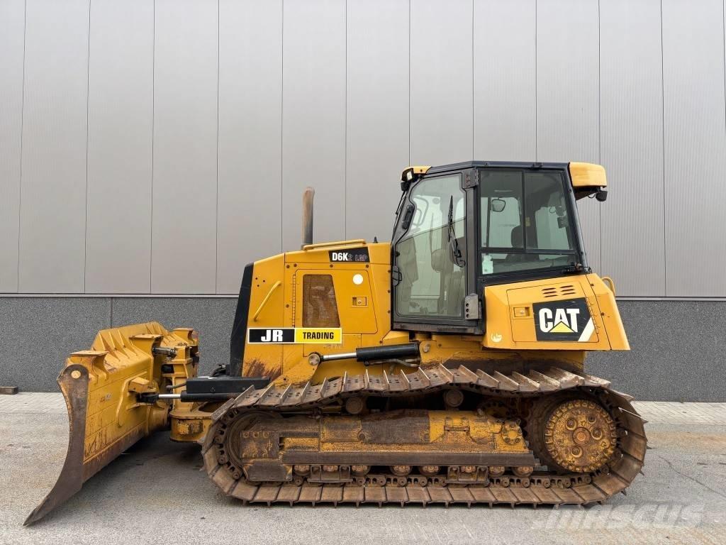 CAT D 6 K 2 LGP Buldožeri gusjeničari