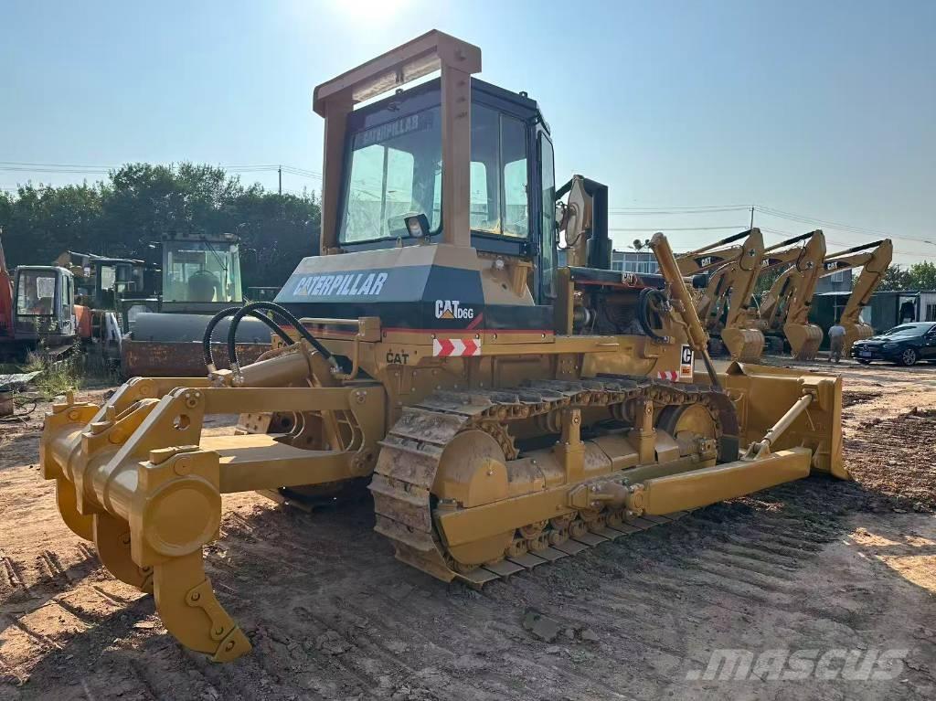 CAT D6G Buldožeri gusjeničari