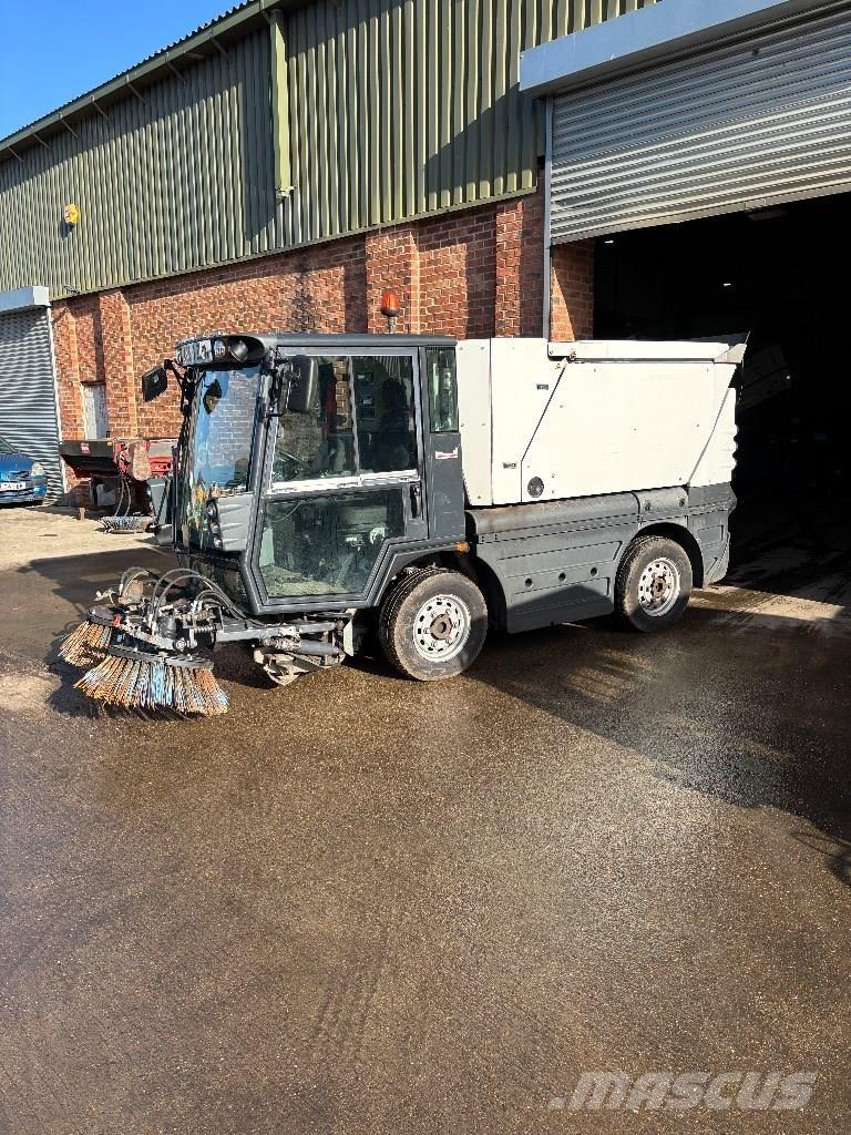 Schmidt Swingo 200 + Strojevi za metenje