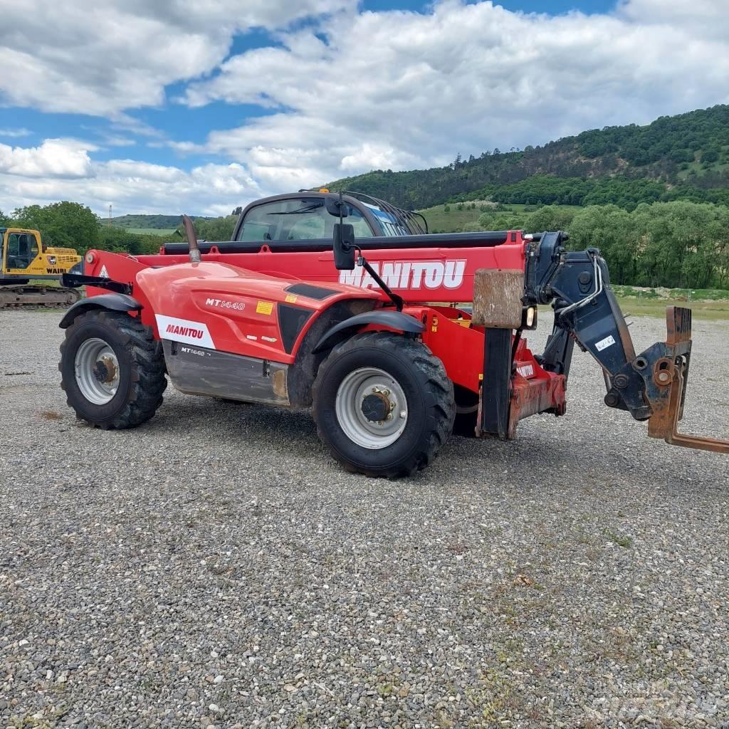 Manitou MT 1440 Teleskopski viličari