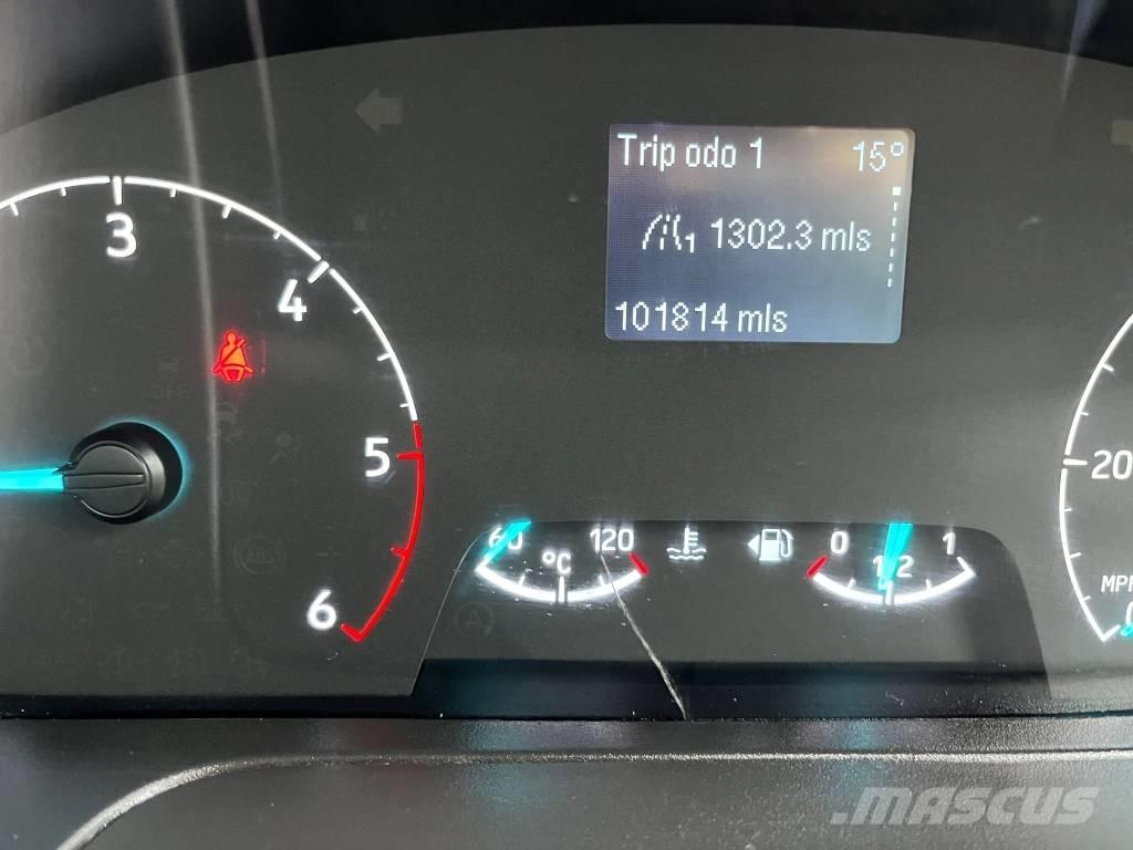 Ford Transit 350 XL Recovery vozila