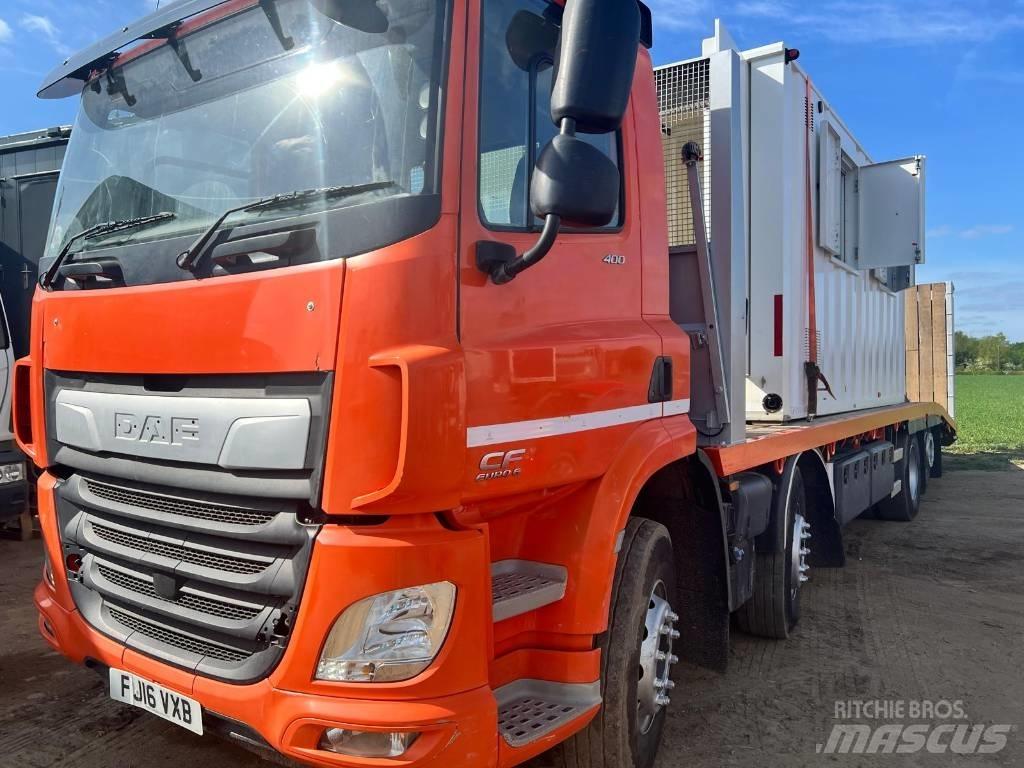 DAF CF 400 Kamioni s ravnim pločom / vitlom