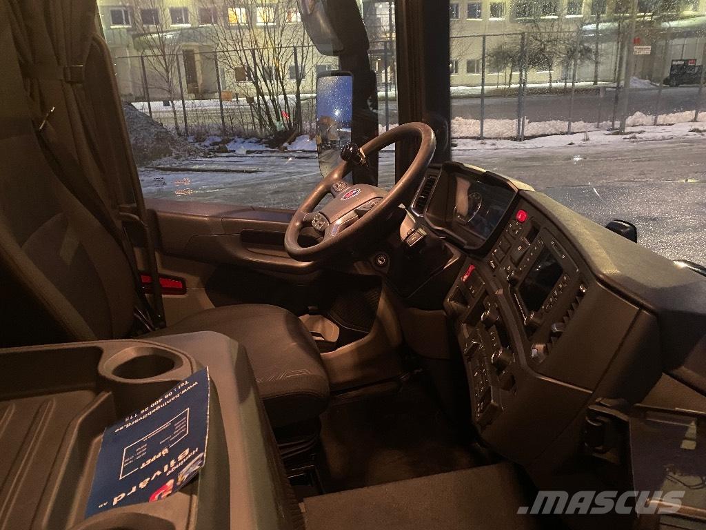 Scania LB Sanduk kamioni