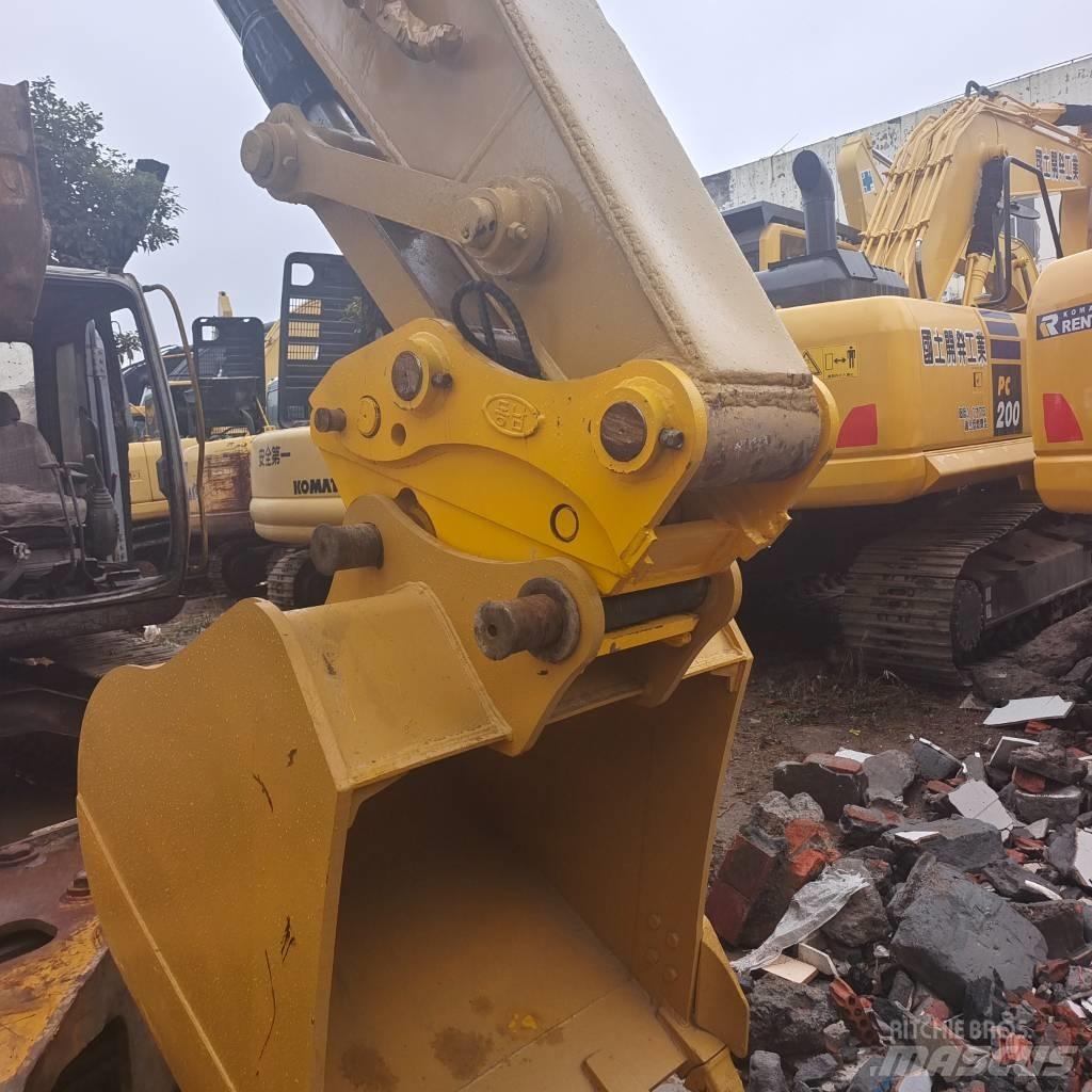 CAT 320 D Bageri gusjeničari