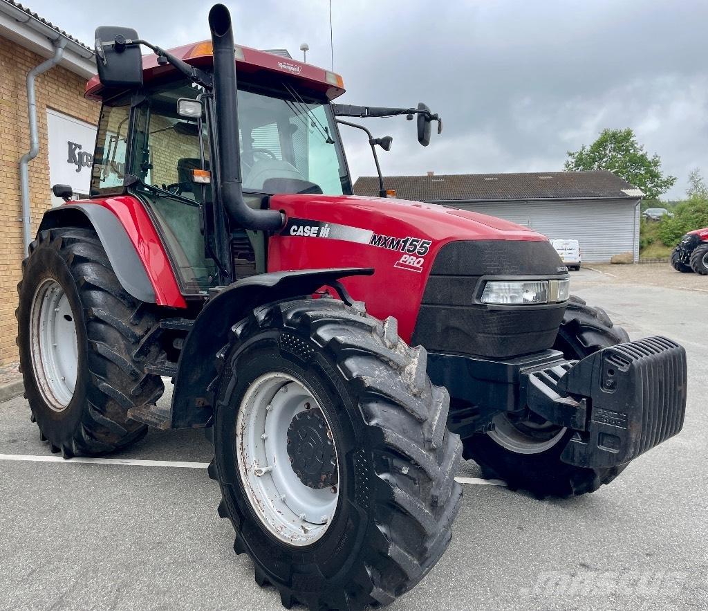 Case IH MXM 155 Pro Traktori