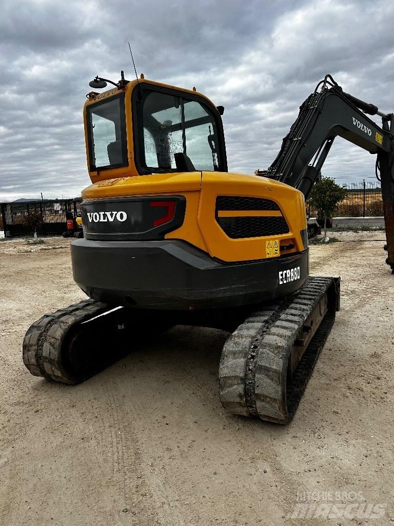 Volvo ERC 88 D Midi bageri 7t – 12t