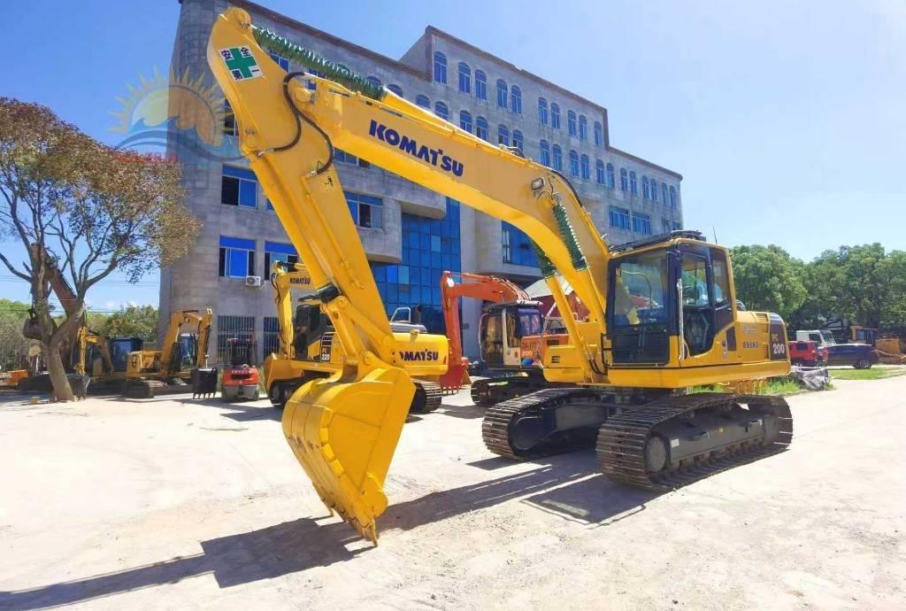 Komatsu PC 200-8 Bageri gusjeničari