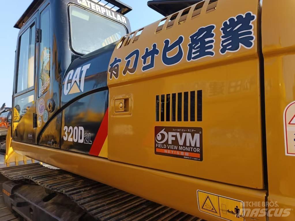 CAT CAT320DL Midi bageri 7t – 12t