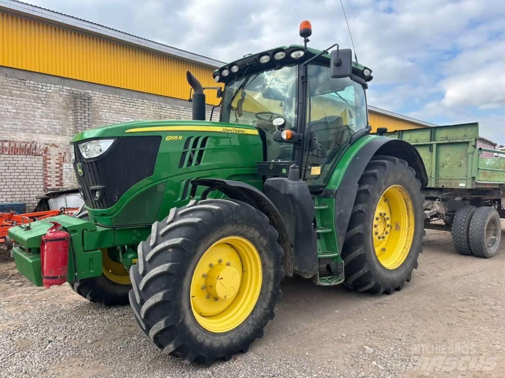 John Deere 6195 R Traktori