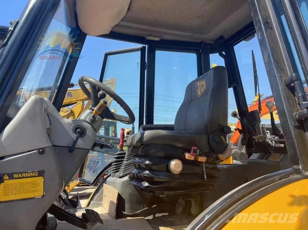 JCB 4CX Utovarni rovokopači
