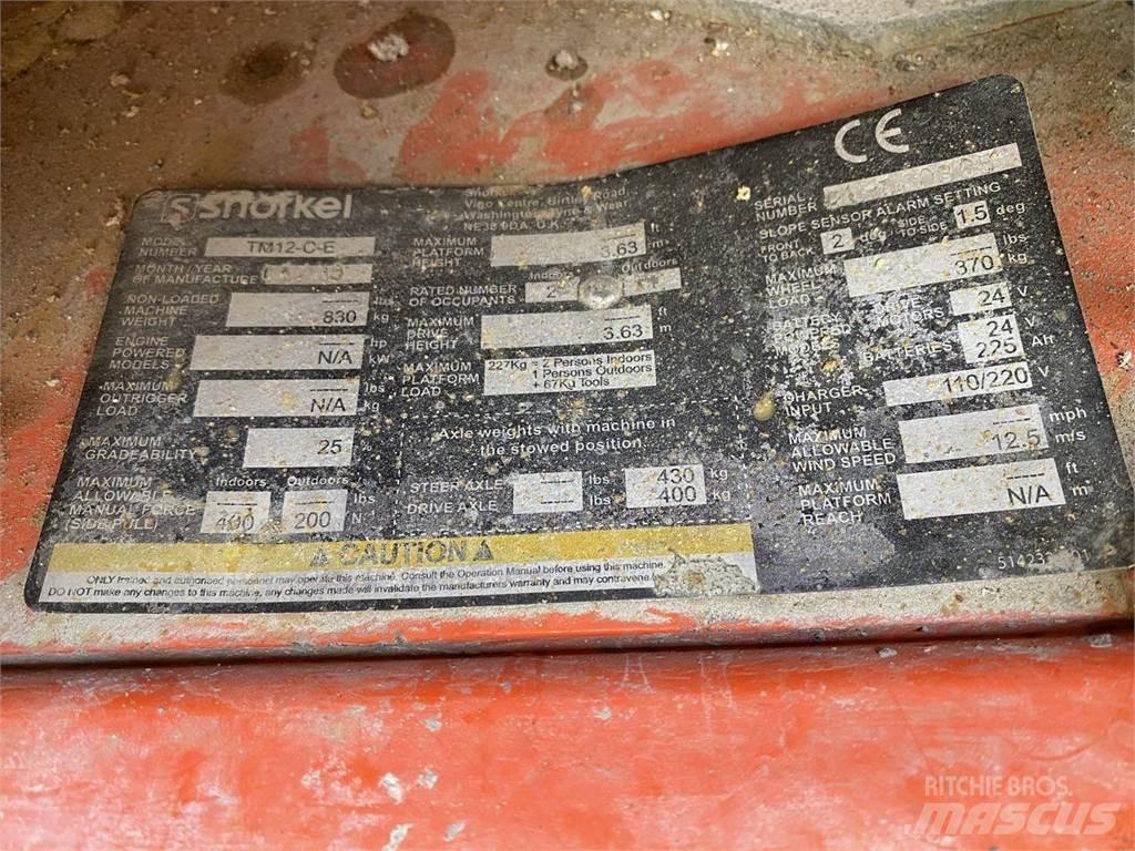 Snorkel TM12 Vertikalne radne podizne platforme
