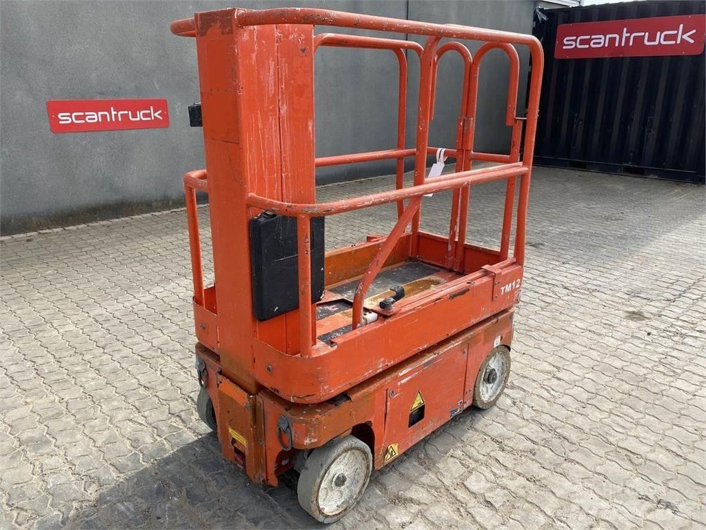 Snorkel TM12 Vertikalne radne podizne platforme