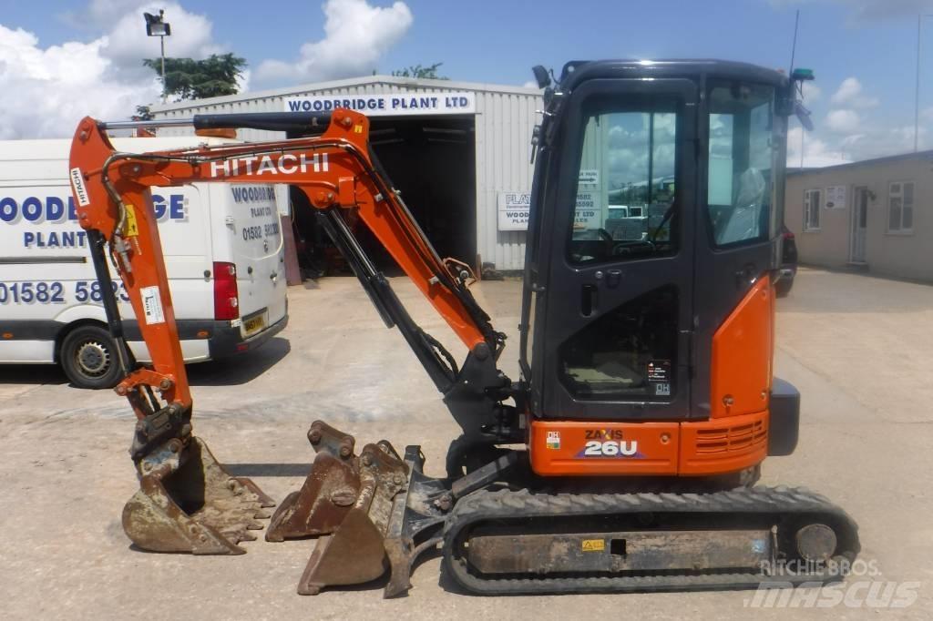 Hitachi ZX 26 U-6 Mini bageri <7t