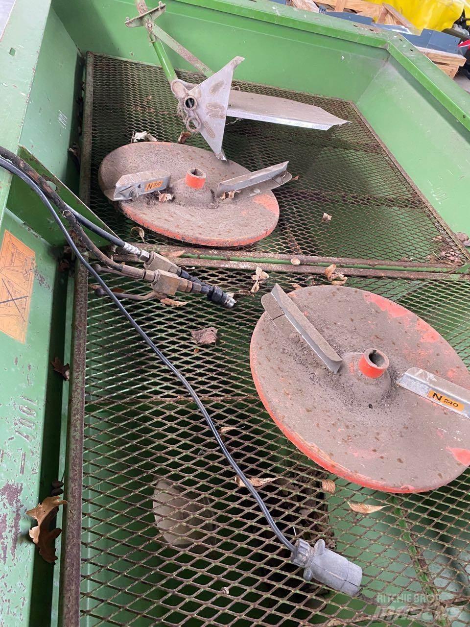 Amazone ZA-U 1001 Rasipači mineralnog  gnojiva