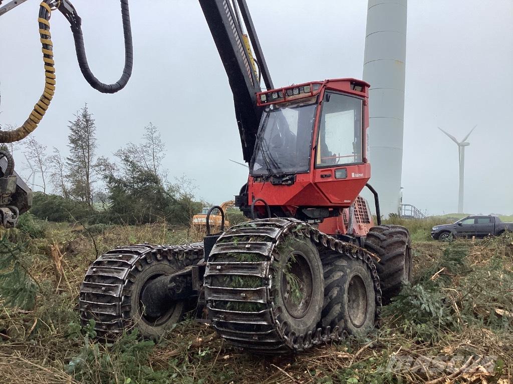 Komatsu 911.4 Harversteri