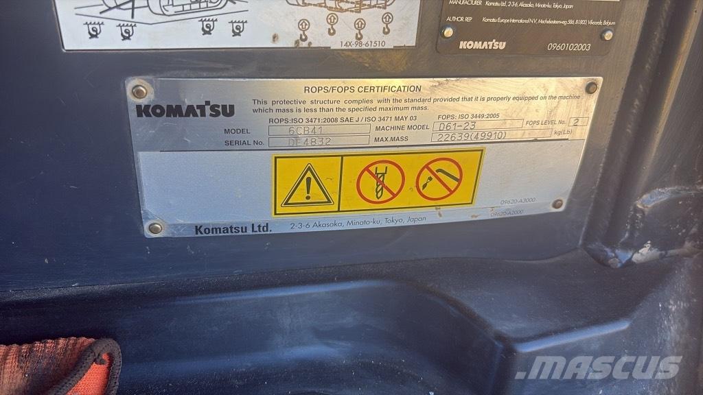 Komatsu D 61 EX-23 Buldožeri gusjeničari