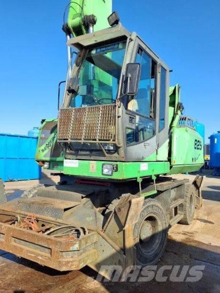 Sennebogen 825 Bageri za manipuliranje materijalom / otpadom