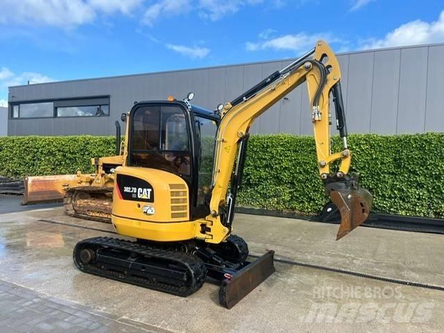 CAT 302.7 D CR Mini bageri <7t