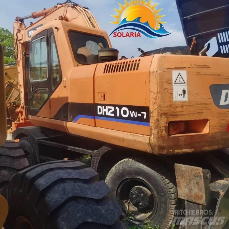 Doosan DH 210 W Bageri na kotačima