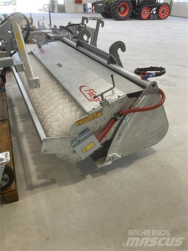 Fliegl Power Pro 260 Strojevi za metenje