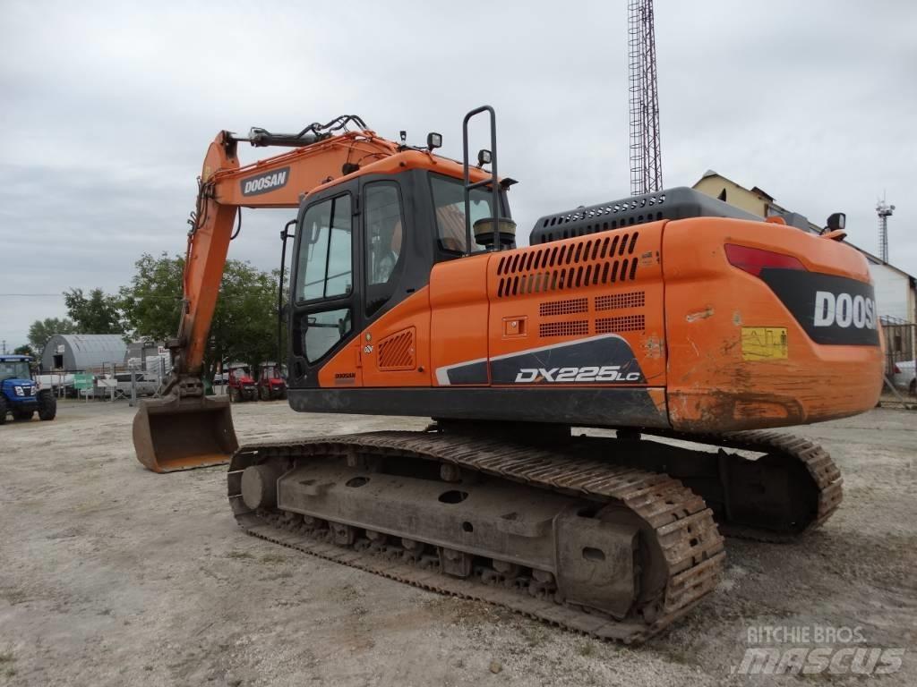Doosan DX 225 LC-5 Bageri gusjeničari