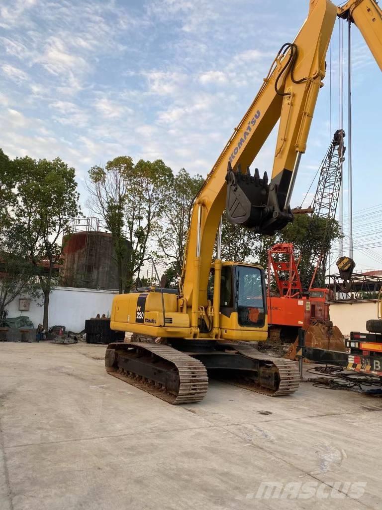 Komatsu PC 220 Bageri gusjeničari