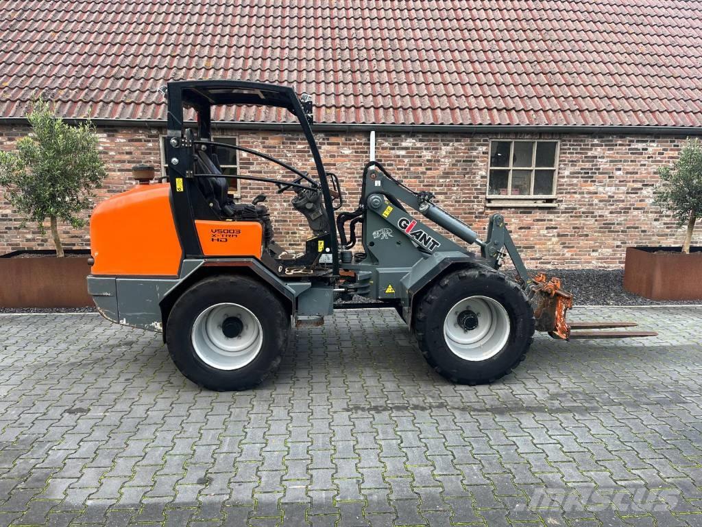 GiANT V5003 X-tra HD Utovarivači na kotačima