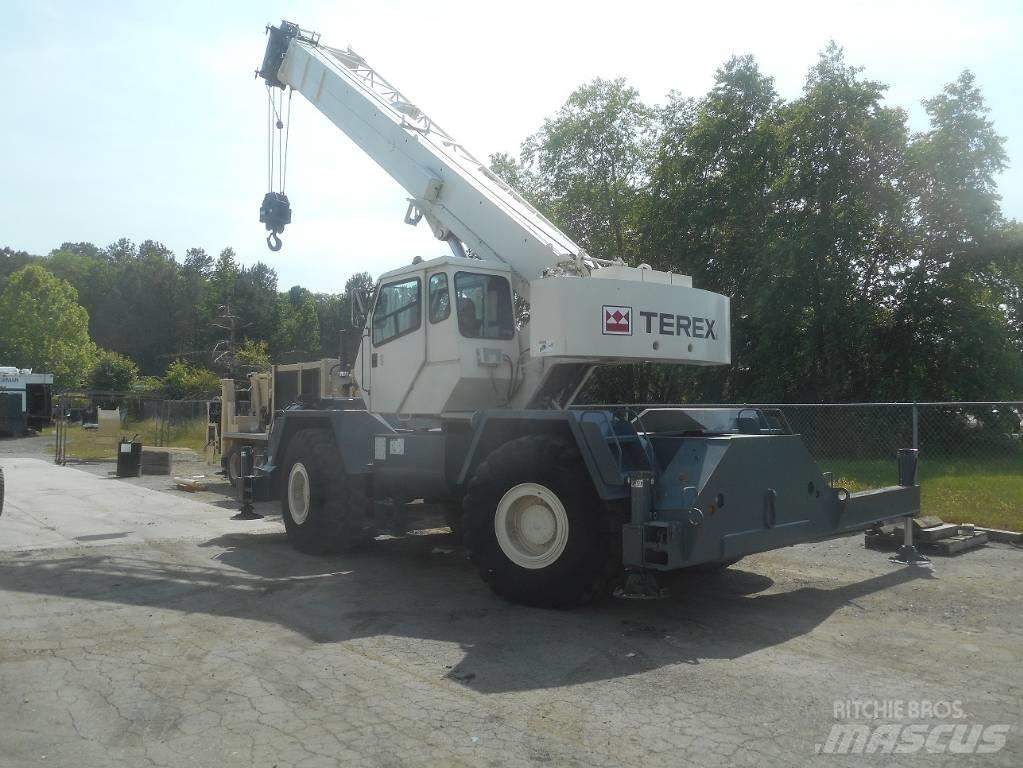Terex RT 335 Rabljene dizalice za težak teren