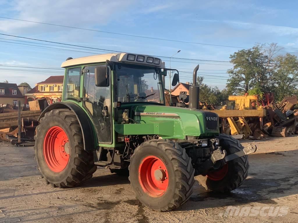 Fendt 209S Traktori