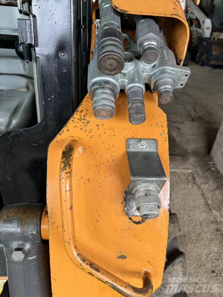 CASE SR 250 Skid steer mini utovarivači