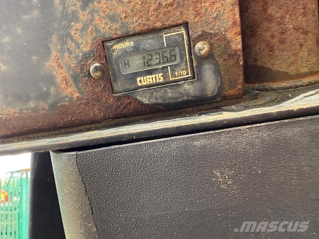 Mecalac TA 3 S Demperi za gradilišta