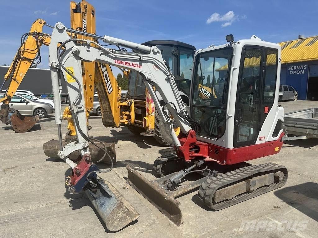 Takeuchi TB225 Mini bageri <7t