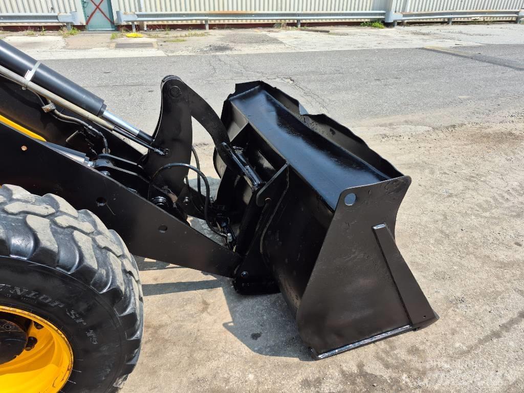 JCB 407 Utovarivači na kotačima