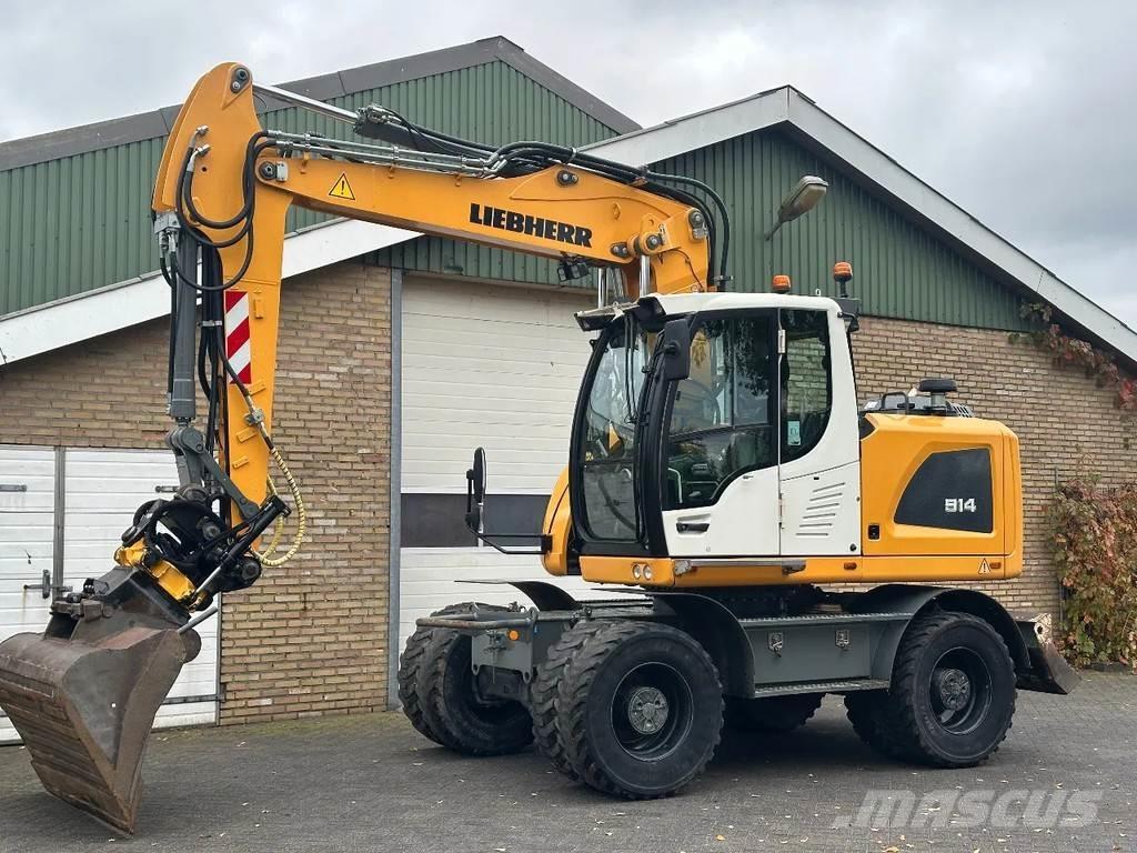 Liebherr A914 Bageri na kotačima